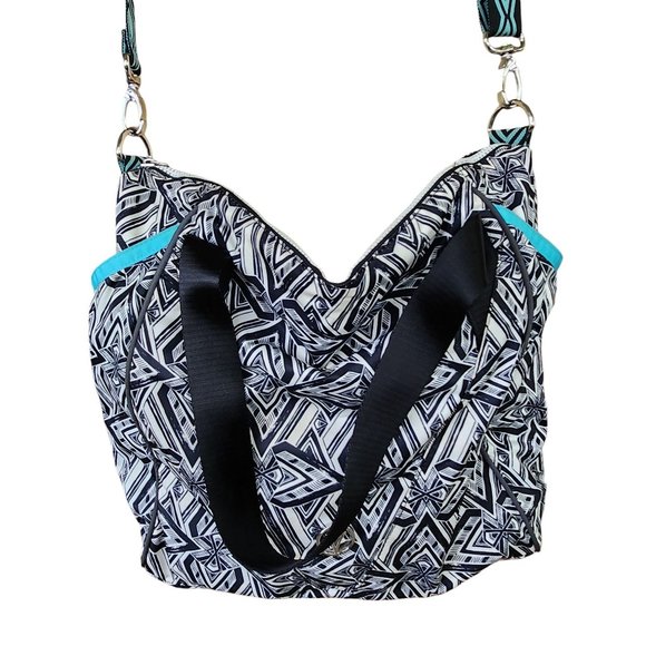Ivivva Lululemon Black White Turquoise Geometric Design Tote Bag Weekender - Picture 1 of 12